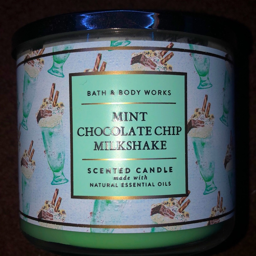 Mint Chocolate Chip Milkshake Bath&Body Works candle
